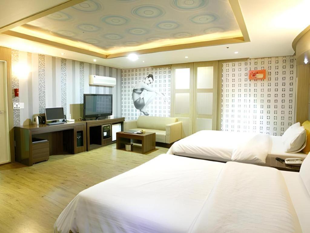 Hotel Head-One Uijeongbu Exterior photo