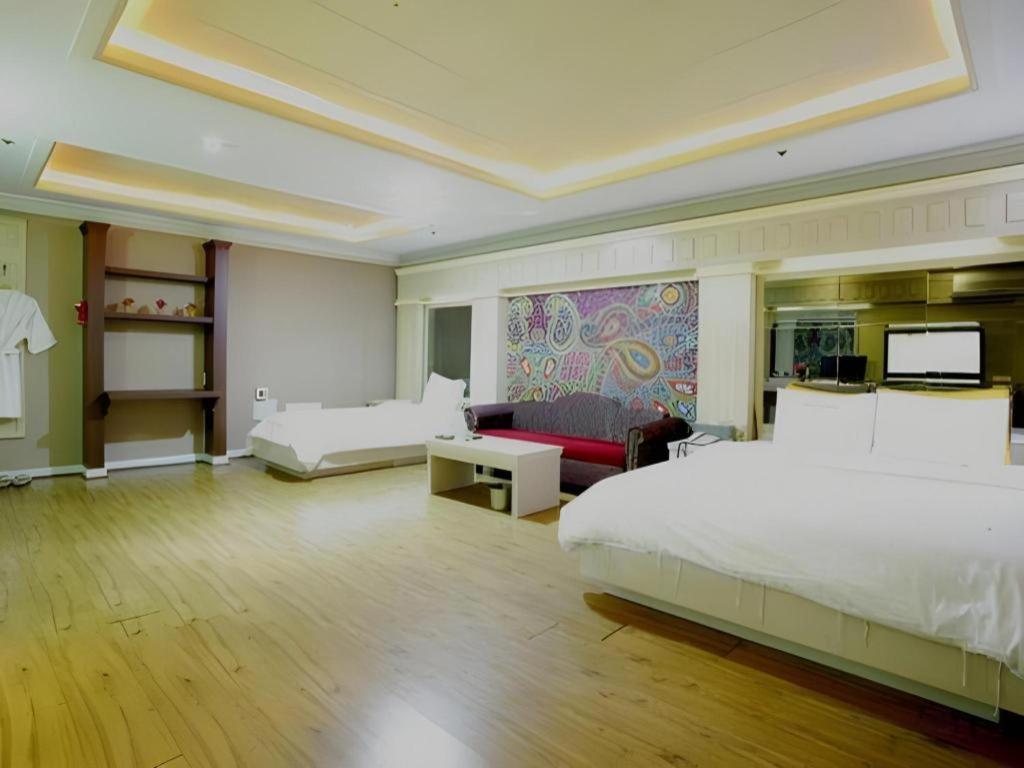 Hotel Head-One Uijeongbu Exterior photo