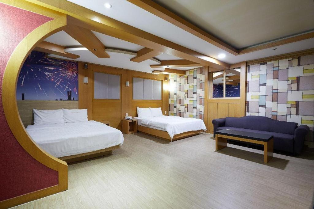 Hotel Head-One Uijeongbu Exterior photo